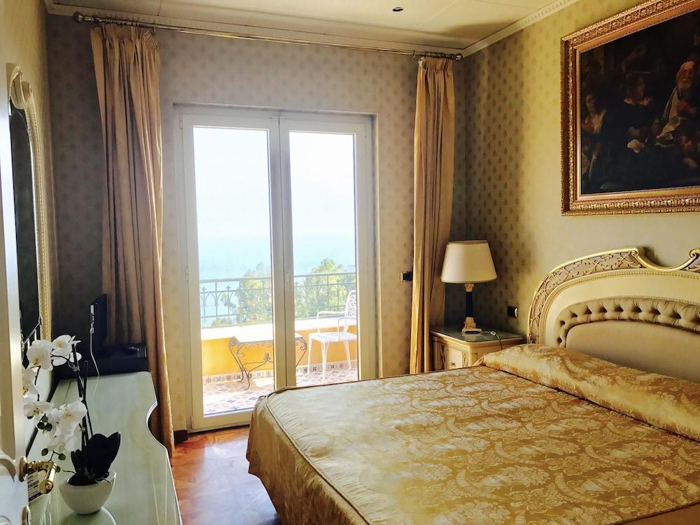 Hotel Villa Riis Taormina Kültér fotó