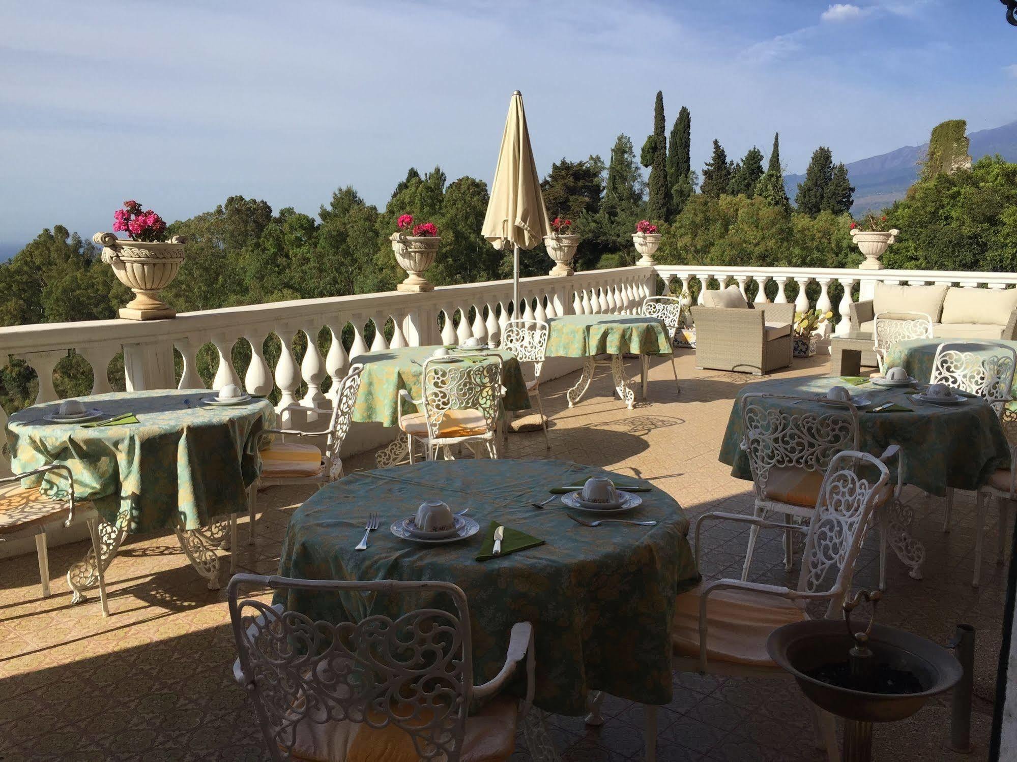 Hotel Villa Riis Taormina Kültér fotó