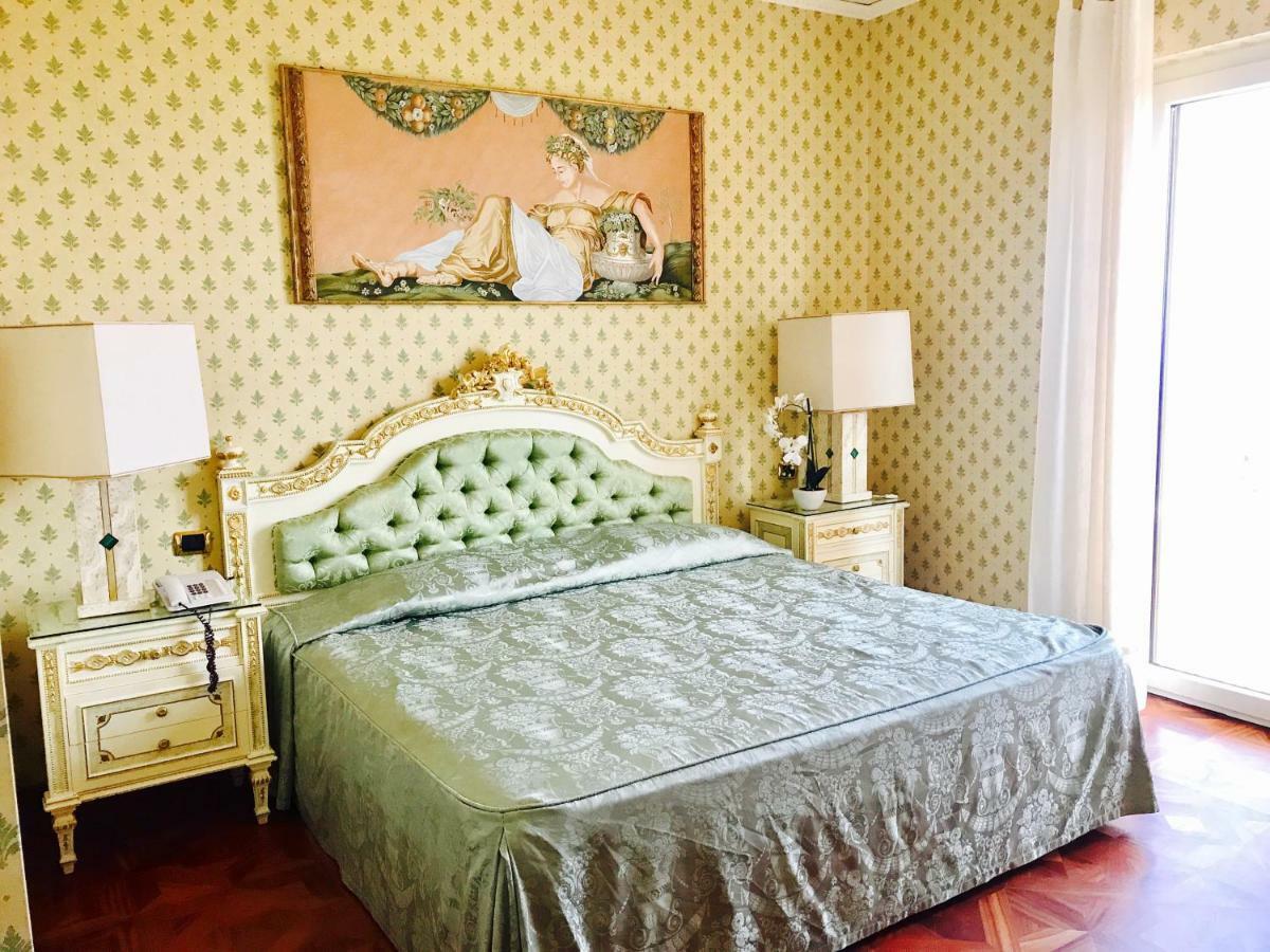 Hotel Villa Riis Taormina Kültér fotó
